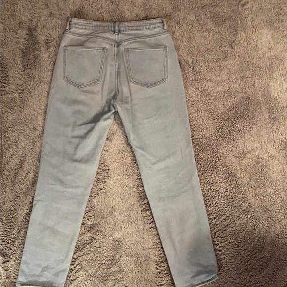 Mom Jean (size 25) - Picture 2 of 2